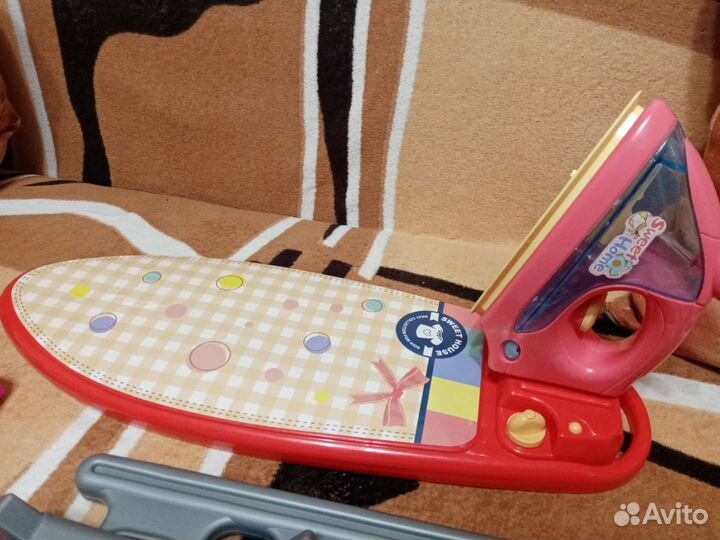 Детский утюг с гладильной доской