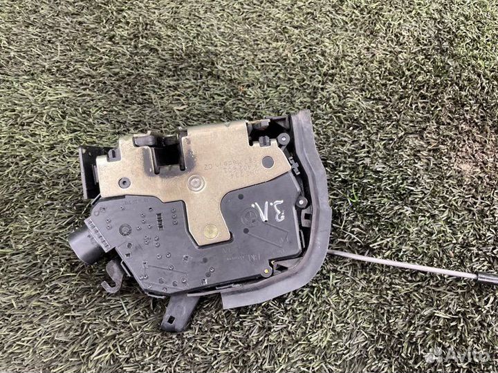 Замок боковой двери задний левый Bmw X5 E53 N62B44