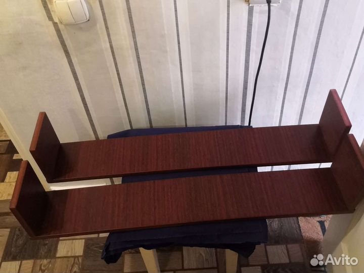 Деревянные полочки