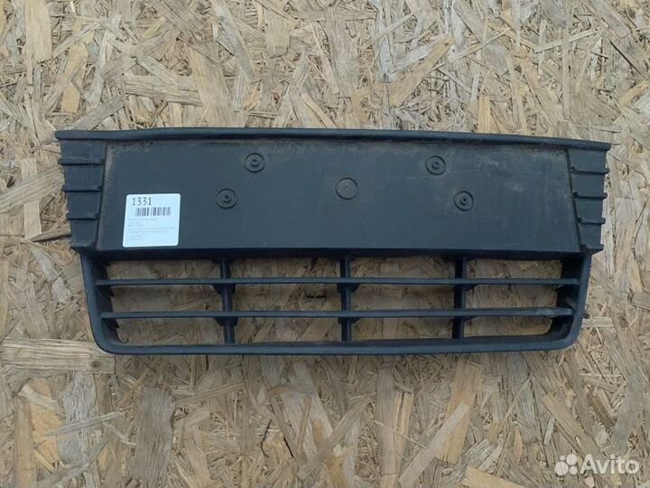Решетка бампера передняя Ford Focus 3