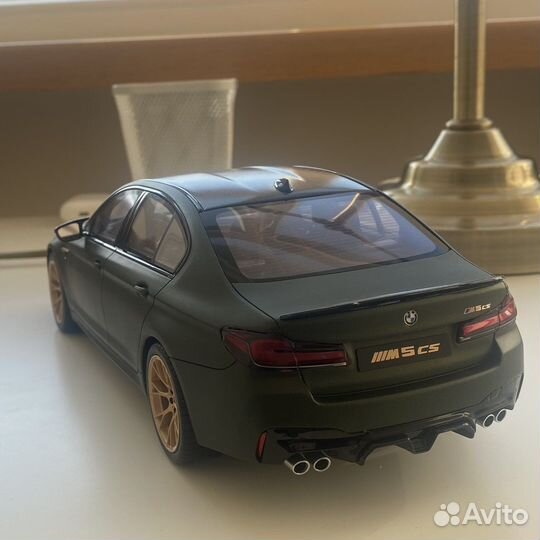 Модель BMW M5 F90 CS 1:18 GT Spirit