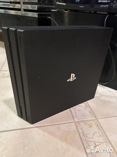 Ps4 pro 7208B 512 мб SSD
