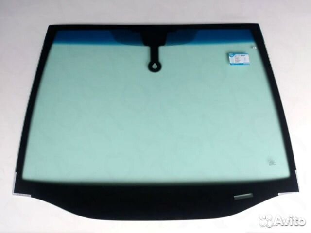Стекло лобовое на VW jetta 11