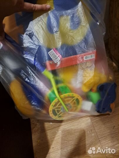 Игрушки для малышей пакетом