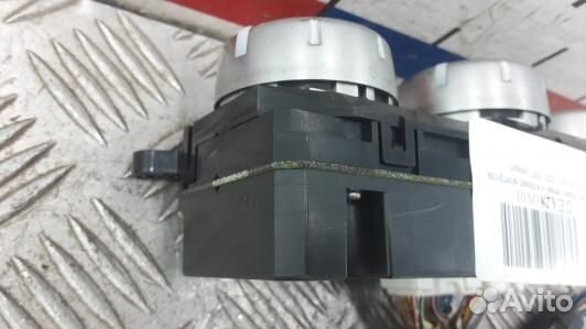 Блок управления печки и климат-контроля mitsubishi