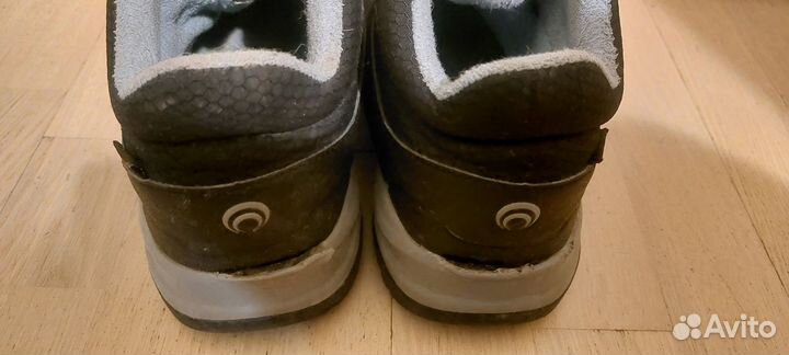 Кроссовки зимние женские