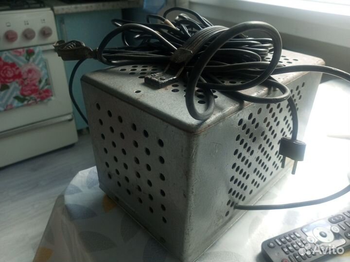 Автомобильное зарядное устройство бу