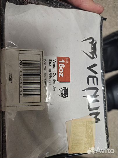 Боксерские перчатки venum 16 oz