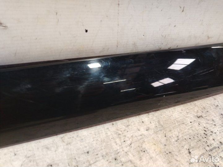 Молдинг лобового стекла левый Skoda Yeti 1.2 cbzb