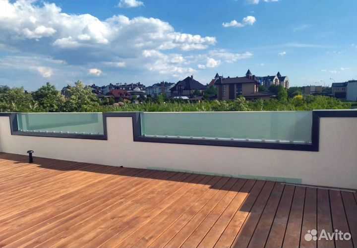 Балконные ограждения из закаленного стекла