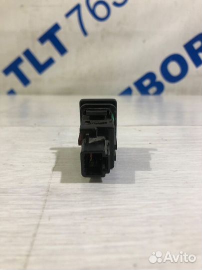 Кнопка омывателя фар toyota corolla E150 1.6 мт се