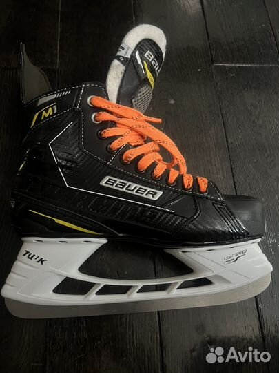 Хоккейные коньки bauer 43 размер