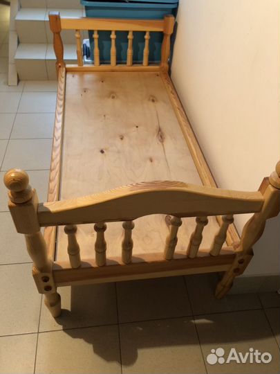 Детская кровать