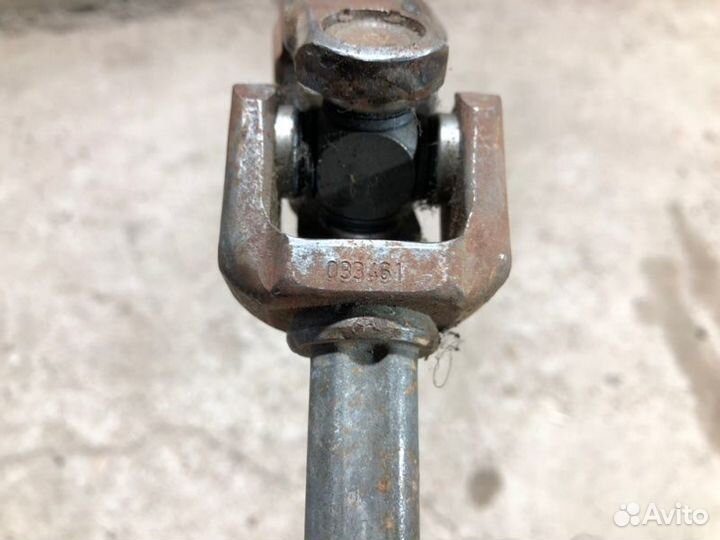 Рулевой карданчик Audi A8 D3 6.0W12BTH 2005