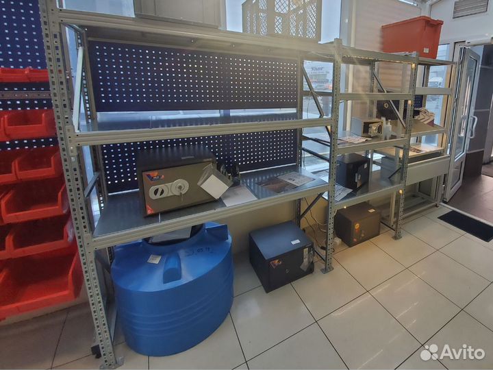 Стеллаж для хранения колес