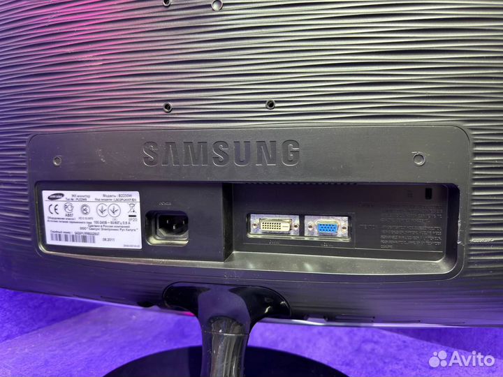 Монитор Samsung 22 дюйма