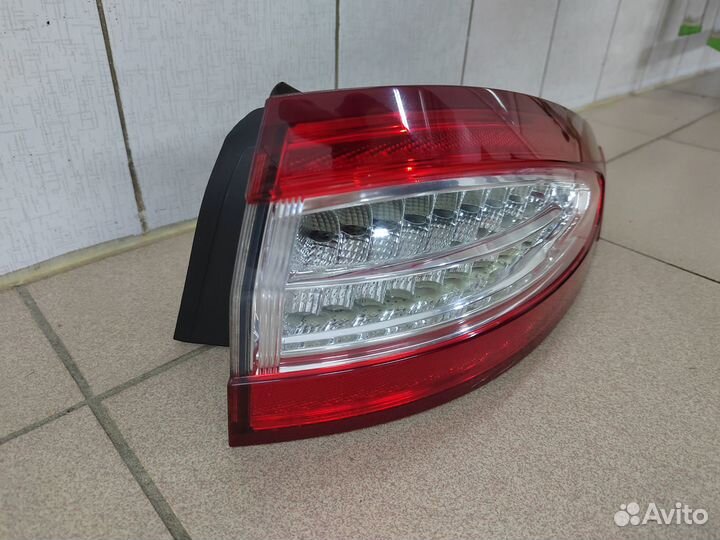 Фонарь задний правый LED Ford Mondeo V хэтчбек