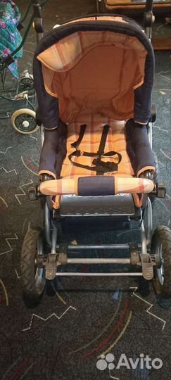 Прогулочная коляска