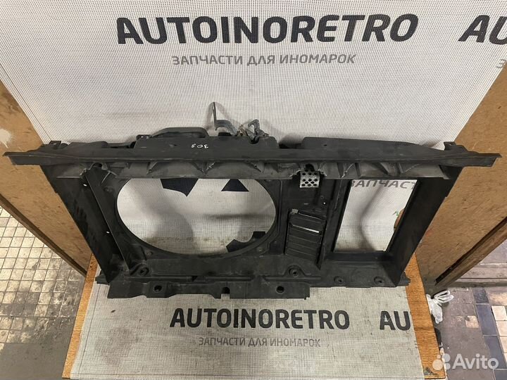 Передняя панель телевизор) peugeot 308 9650316080