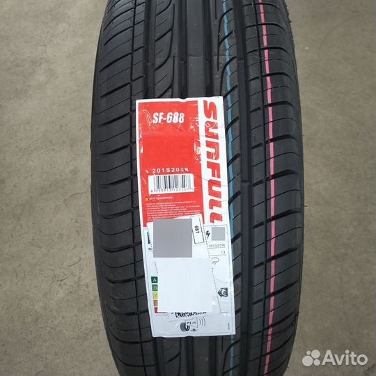 Sunfull SF-688 205/60 R16 92V