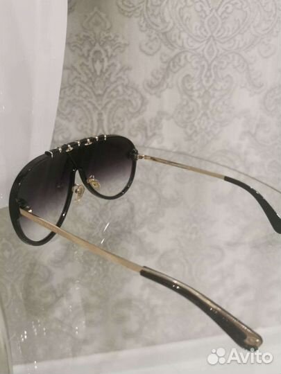 Солнцезащитные очки