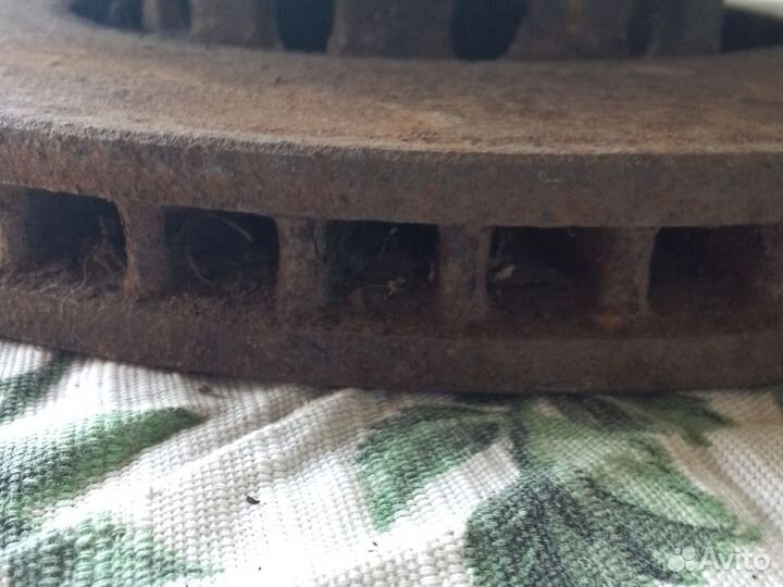 Тормозные диски Ауди А8 D2 4,2L