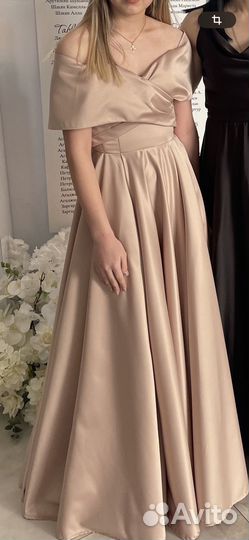 Вечернее платье