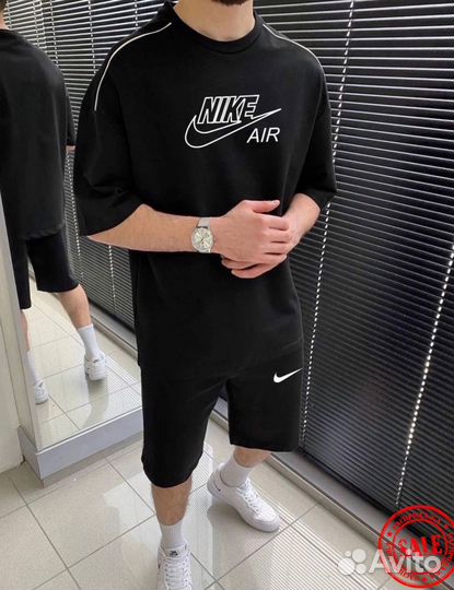 Спортивный костюм nike (футболка+шорты)