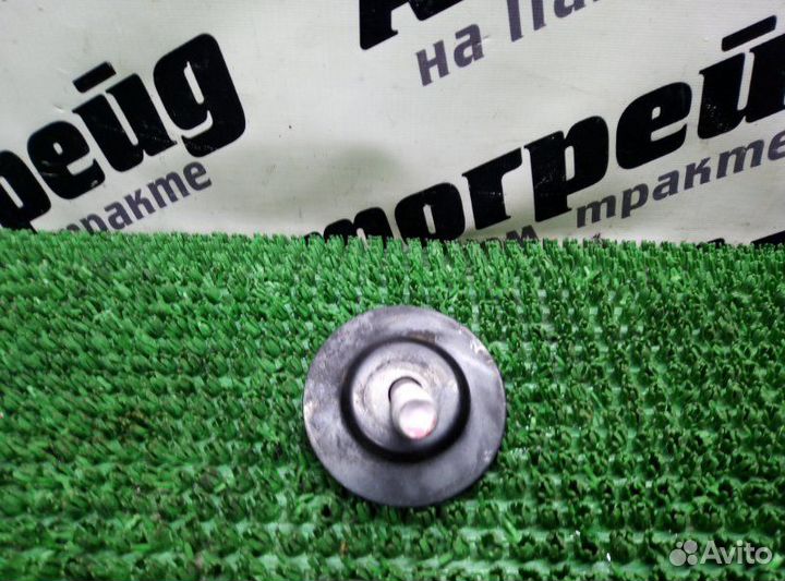 Болт Toyota Camry ACV30 2AZ-FE 2005.06