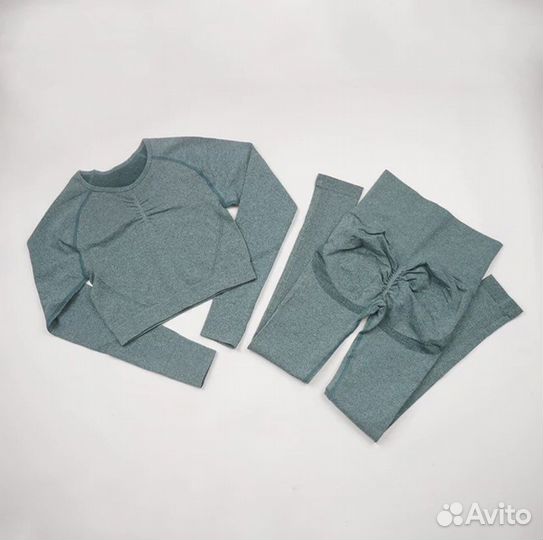 Спортивный костюм