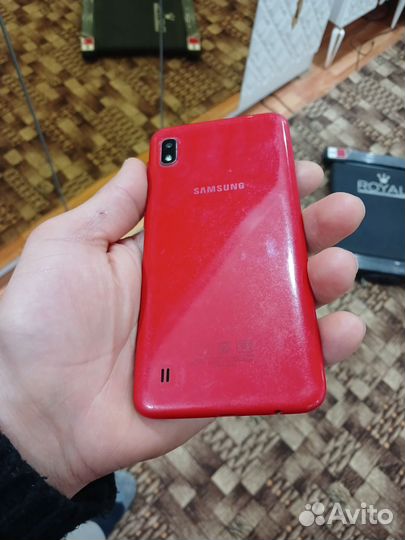 Samsung Galaxy A10, 4/32 ГБ