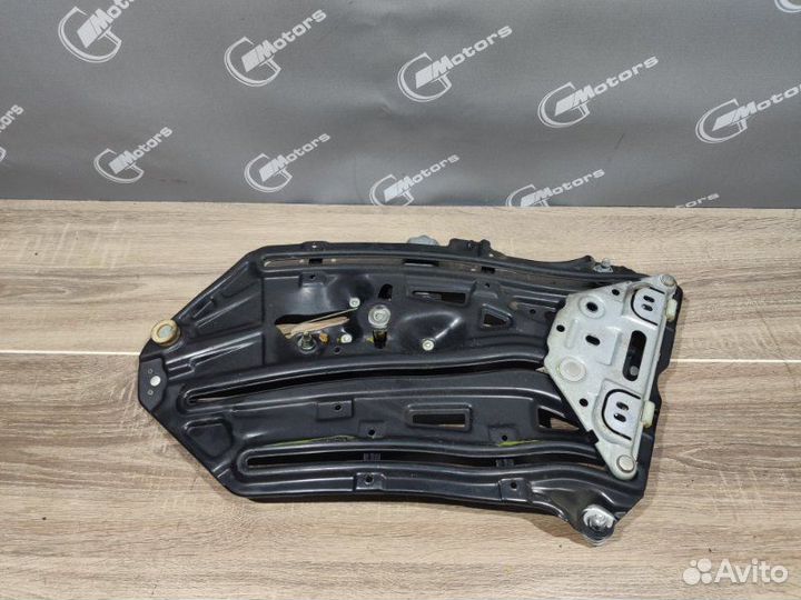 Привод стеклоподъемника с мотором задний Bmw 330Ci