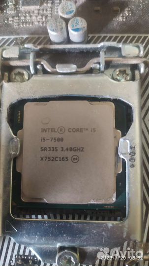 Материнская плата с процессором i5