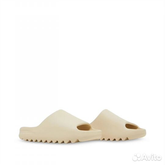 Yeezy Slide “Bone”