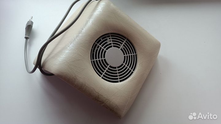 Вытяжка для маникюра