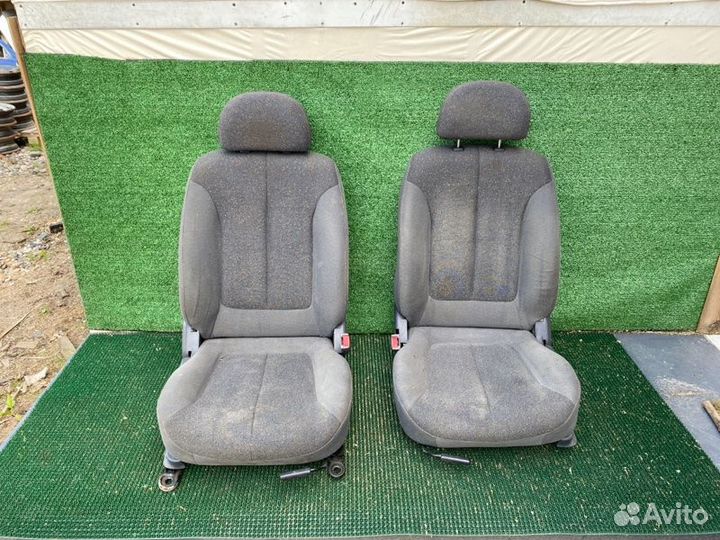 Сиденье Hyundai Accent 2 1.5 G4EC (102) 2007