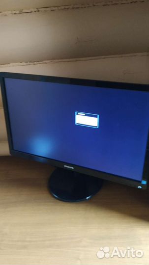 Монитор philips диагональ57см