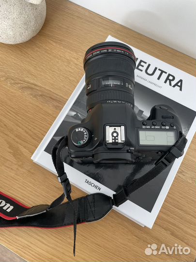 Зеркальный фотоаппарат Canon EOS 5D Mark II Body