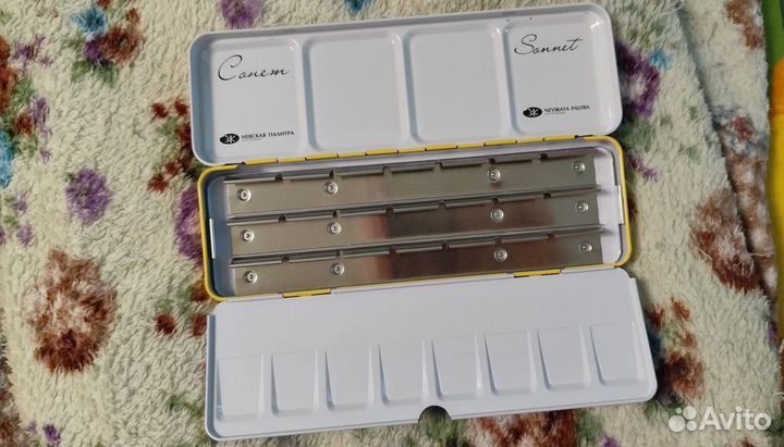 Пенал металический для акварели