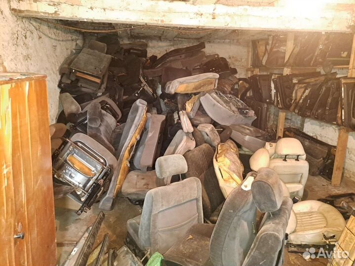 Сиденья только задние бесплатно