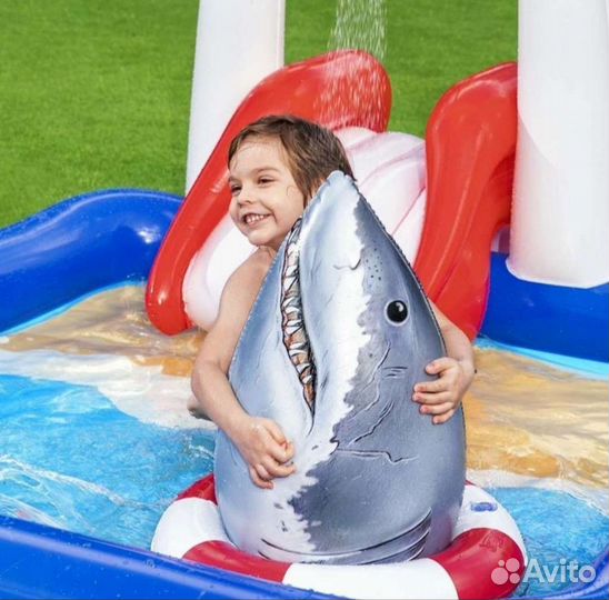 Надувной игровой центр бассейн
