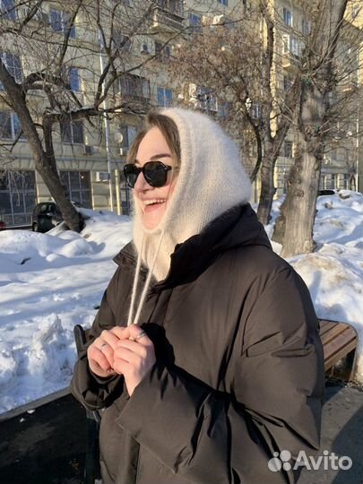 Вязаный капор