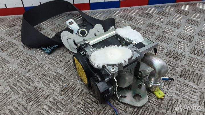 Ремень безопасности Lexus LS 4 2007