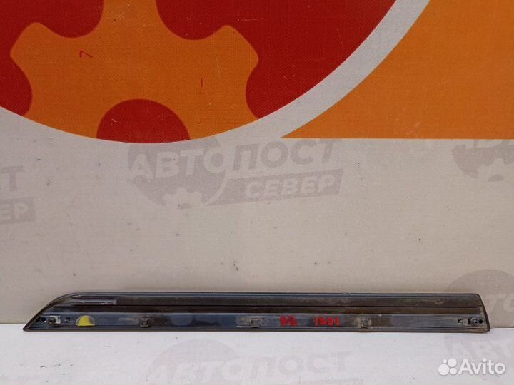 Молдинг двери задний правый Audi A3 8PA BZB 2008