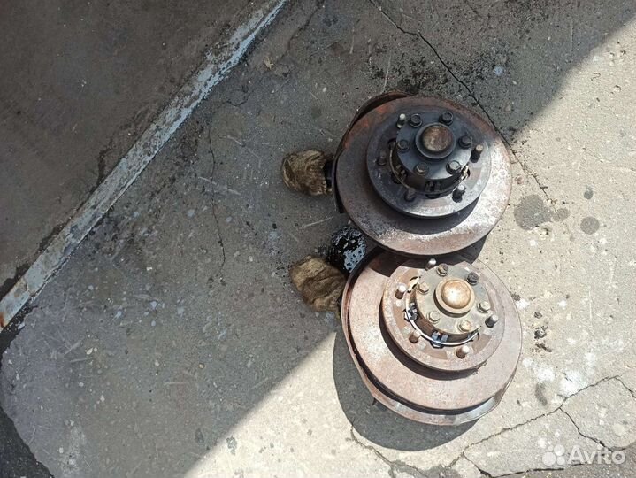 Ступицы для автомобиля Mitsubishi Delica