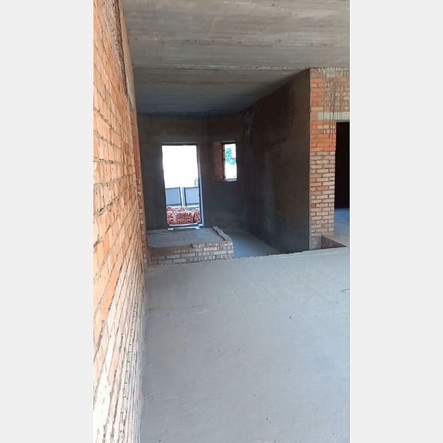 2-к. квартира, 74 м², 7/10 эт.