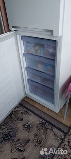 Продам холодильник Beko