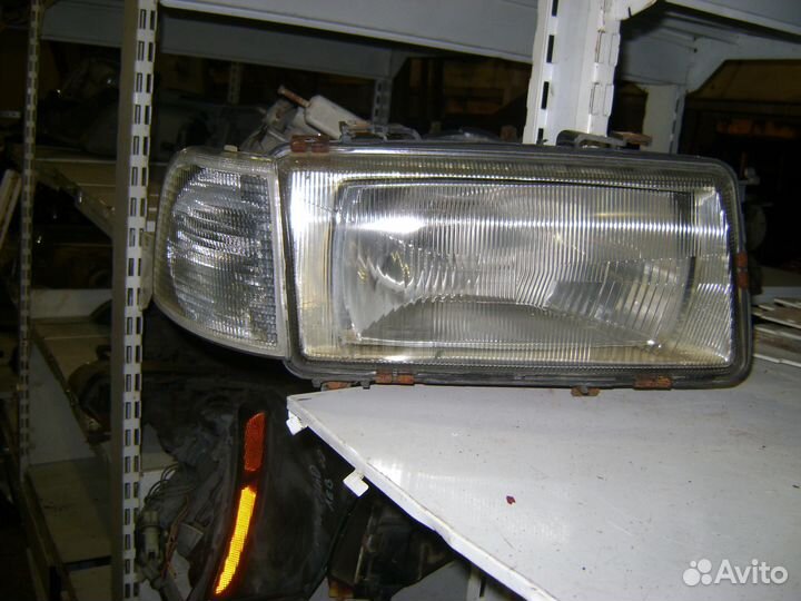 Фара передняя правая Infiniti Q45