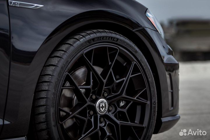 Диски HRE FF10 R18 5x108 черные глянец