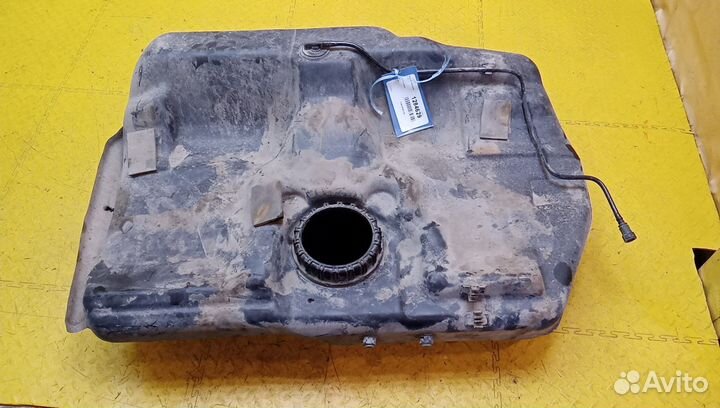 Бак топливный Carisma (DA)